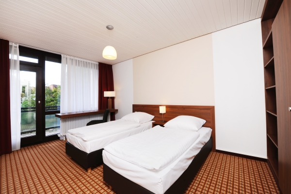 Hotel St. Bernhard Wohnen & Tagen (Rastatt)